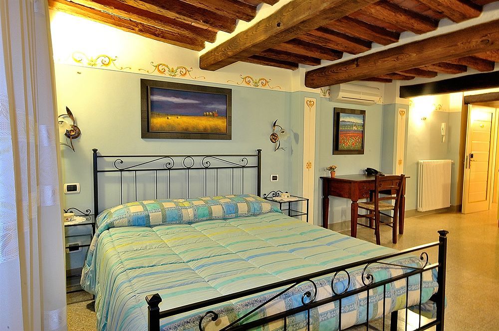 Antica Residenza Del Gallo Lucca Eksteriør billede